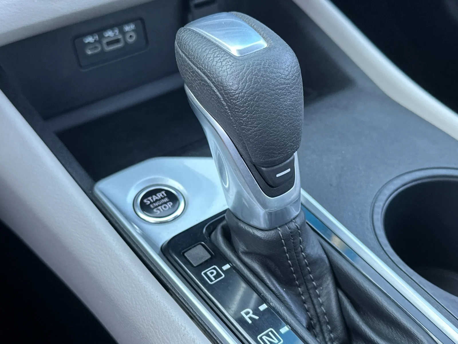 Used 2025  Nissan 2.5 SV image 21