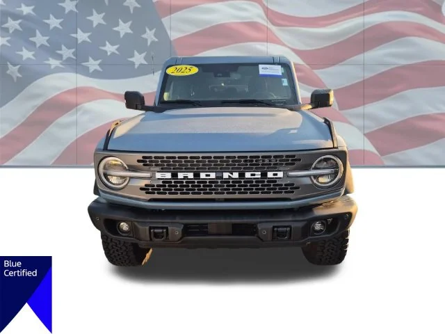 Used 2025 Gray Ford Badlands image 8