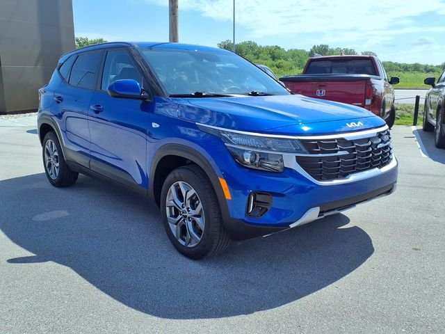 Used 2024 Blue Kia LX image 10