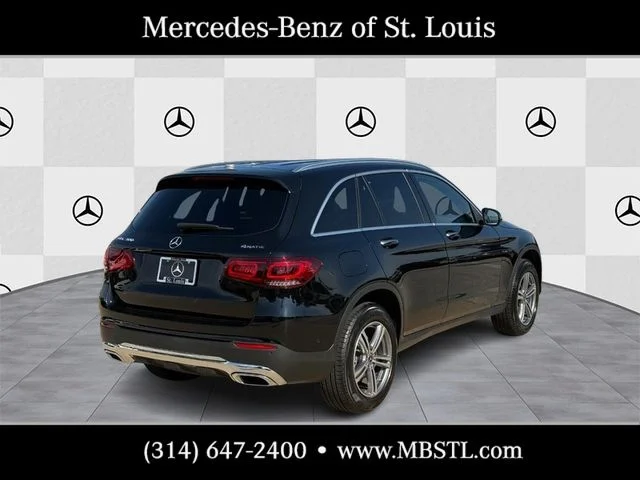 Used 2022 Black Mercedes-Benz GLC 300 image 3