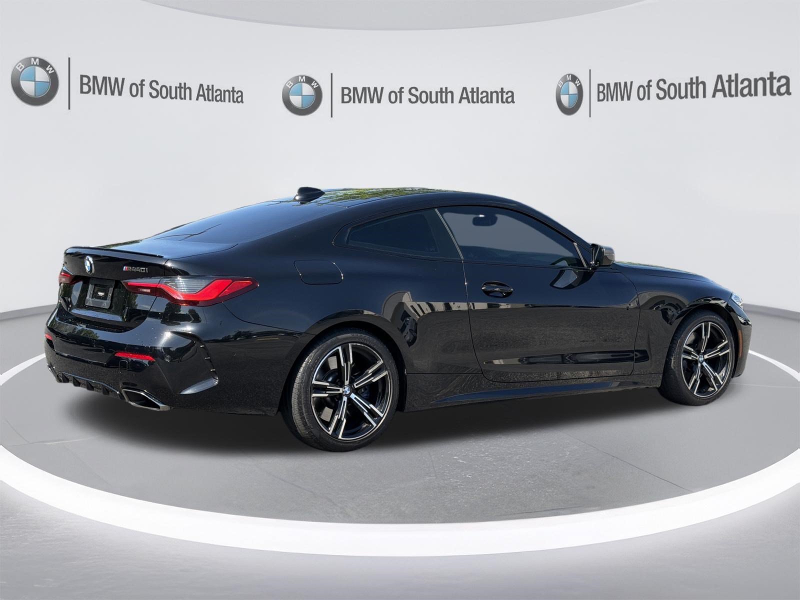 Used 2021 Black Sapphire Metallic BMW M440i xDrive image 25