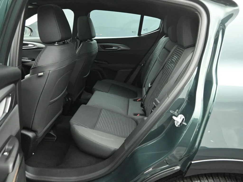 New 2026 Verde Monza (Green) Exterior Paint Alfa Romeo Base image 22