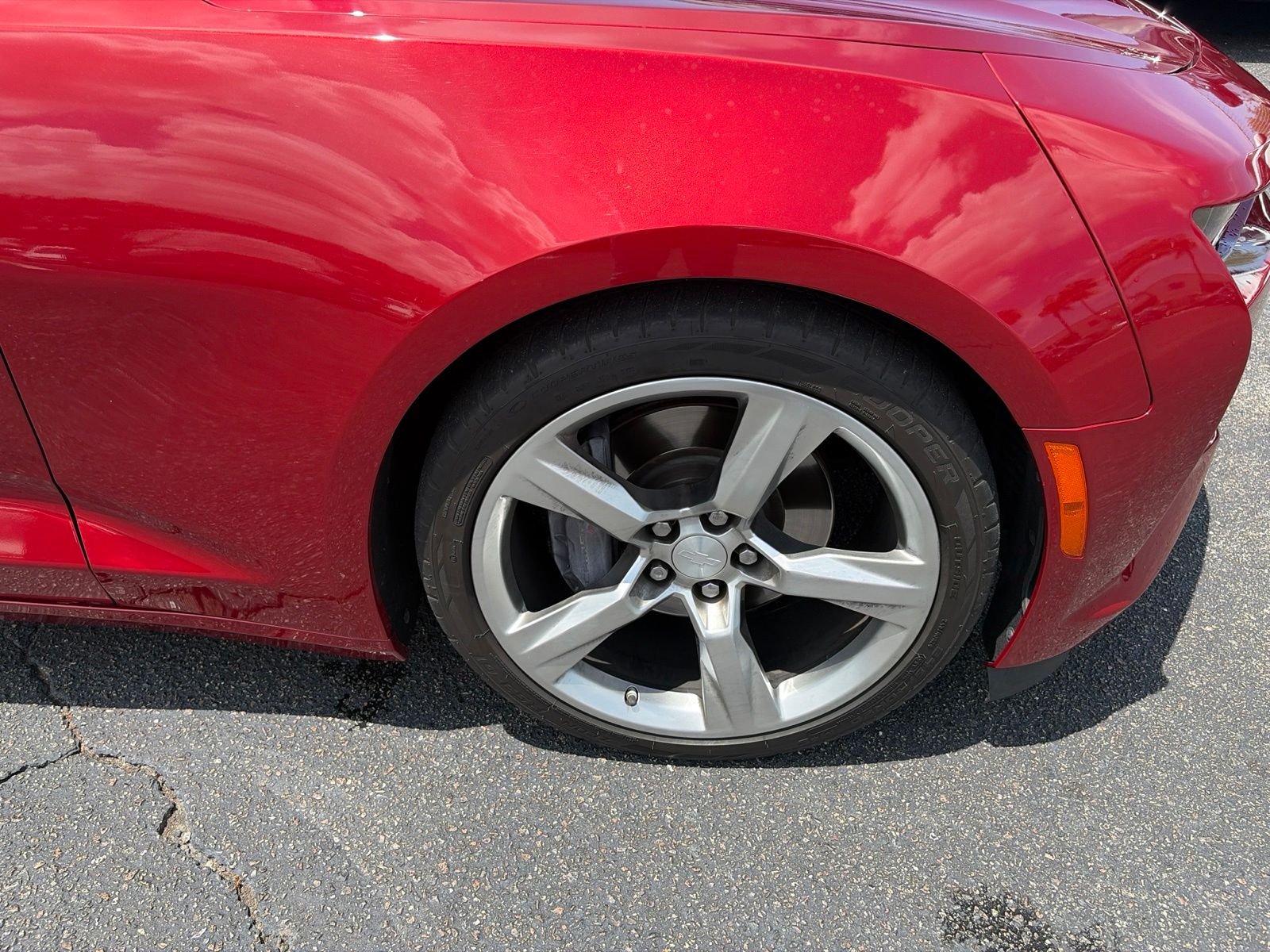 Used 2018 Red Chevrolet SS image 9