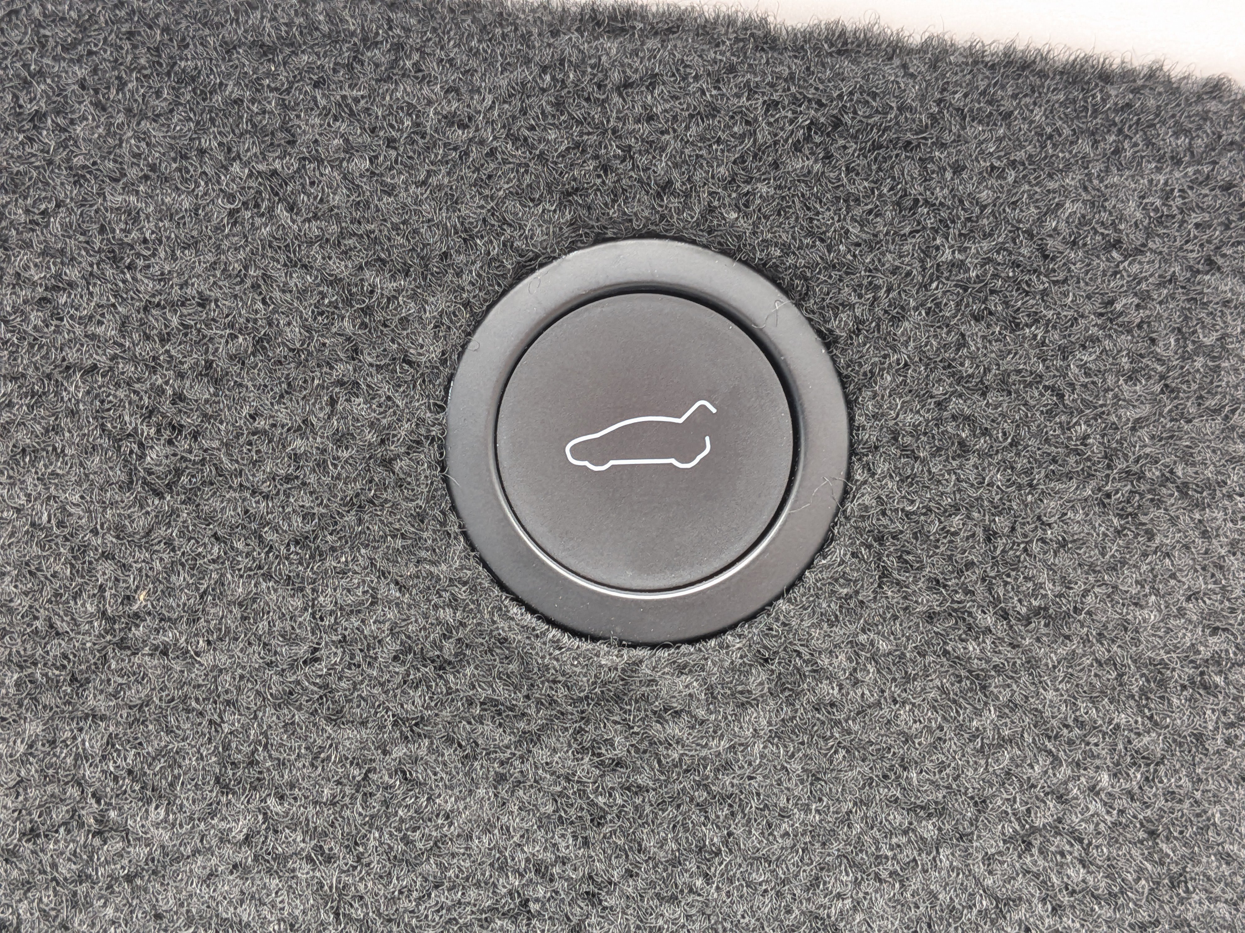 2022 Tesla Model X Plaid - Photo 14