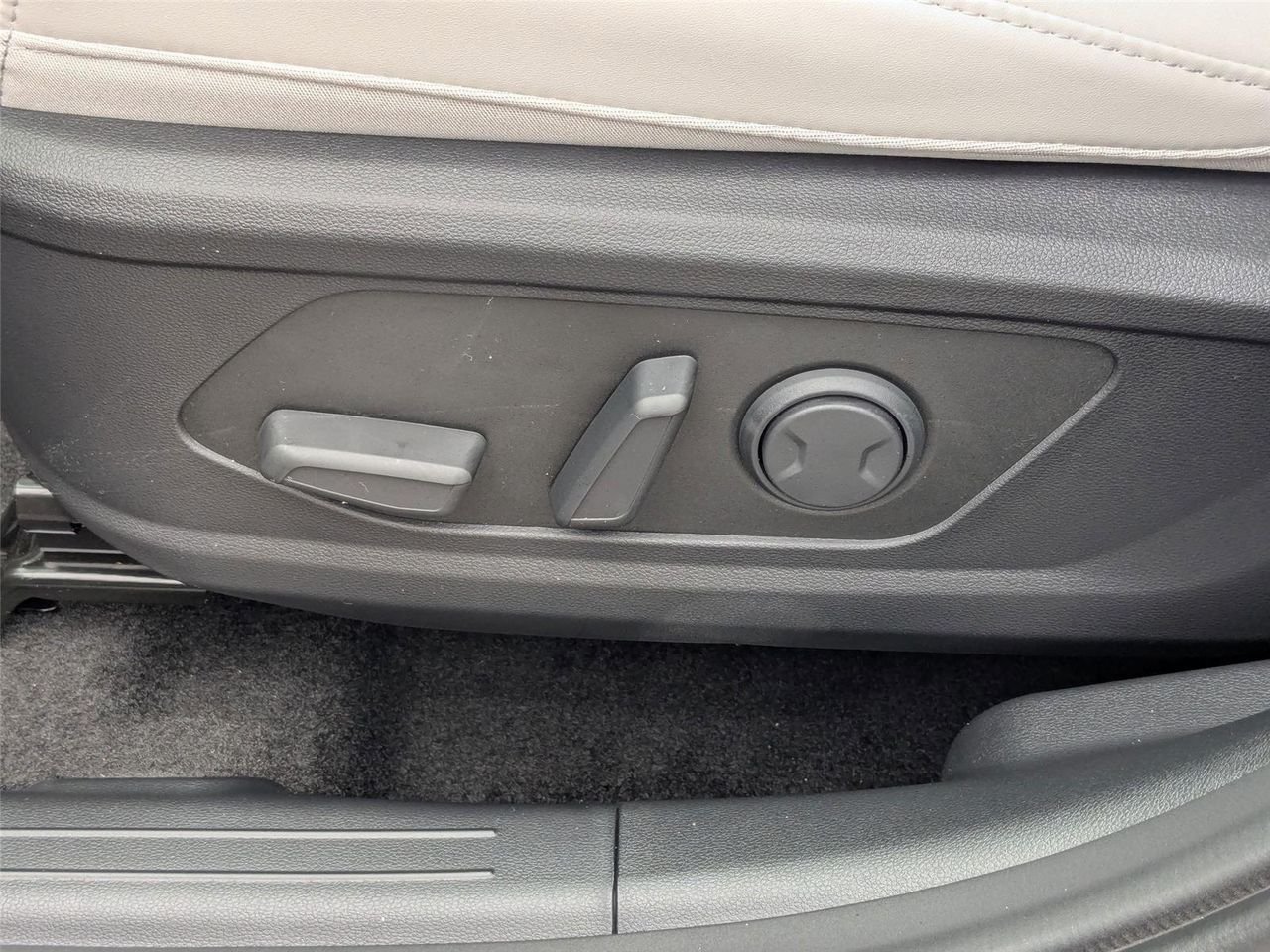 2025 Hyundai Tucson SEL Convenience - Photo 13