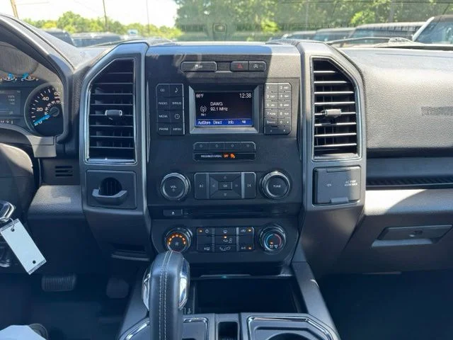 Used 2017 White Ford XLT image 28