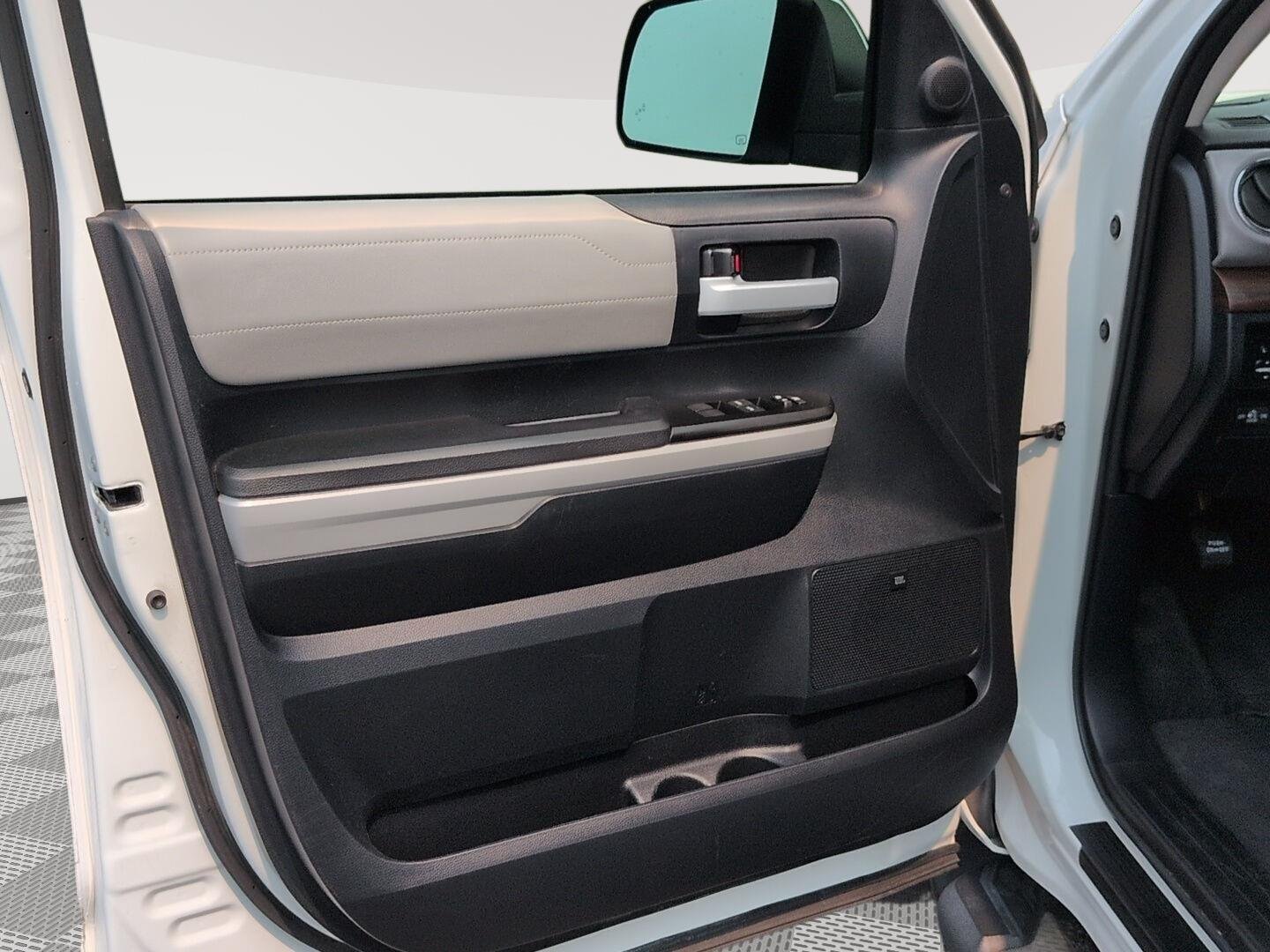 Used 2019 Super White Toyota Limited image 4