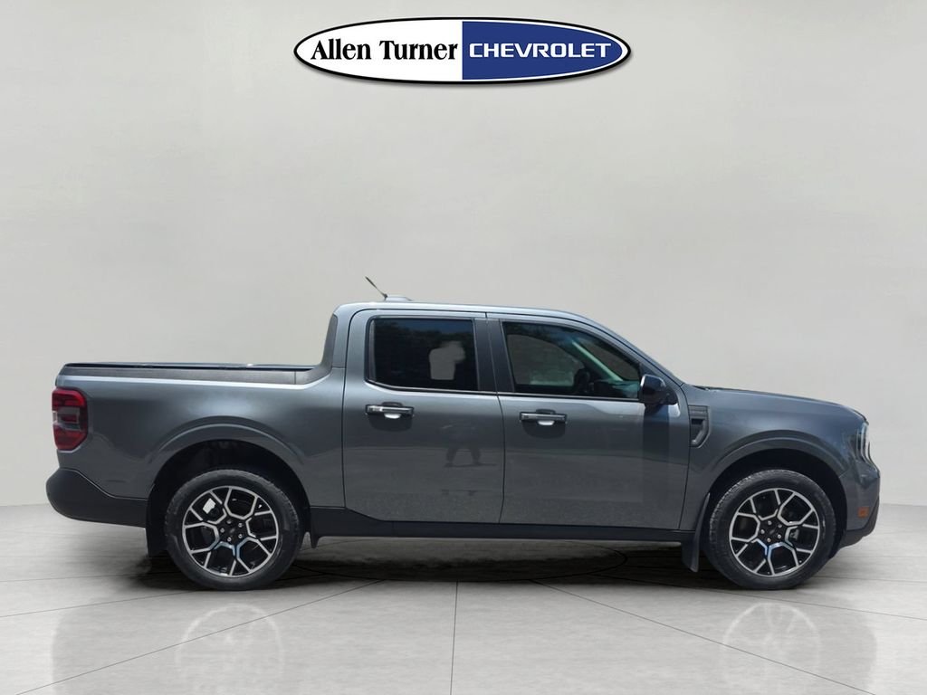 Used 2025 Gray Ford Lariat image 3