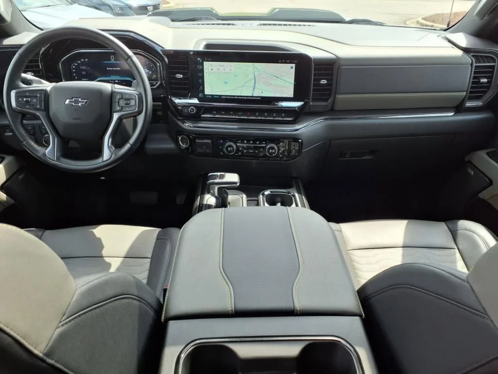 2023 Chevrolet Silverado 1500 ZR2 - Photo 11