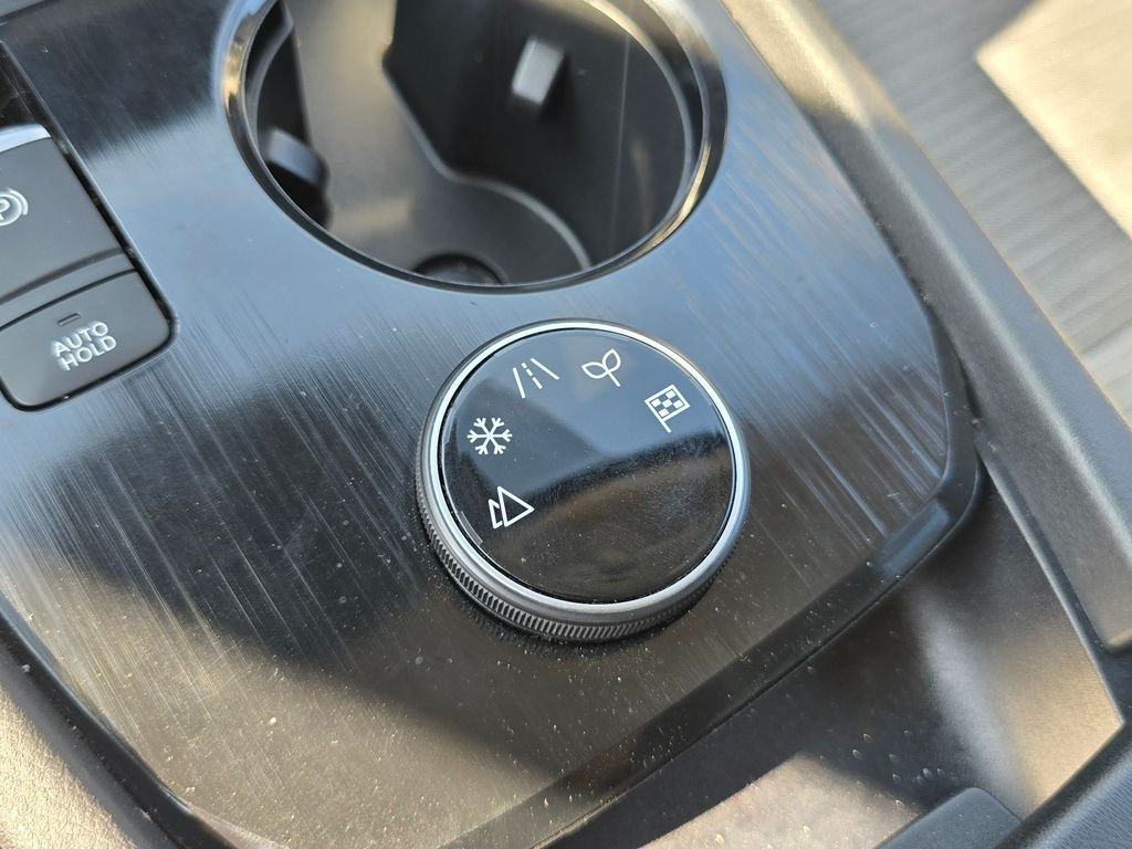 2021 Nissan Rogue SV - Photo 23