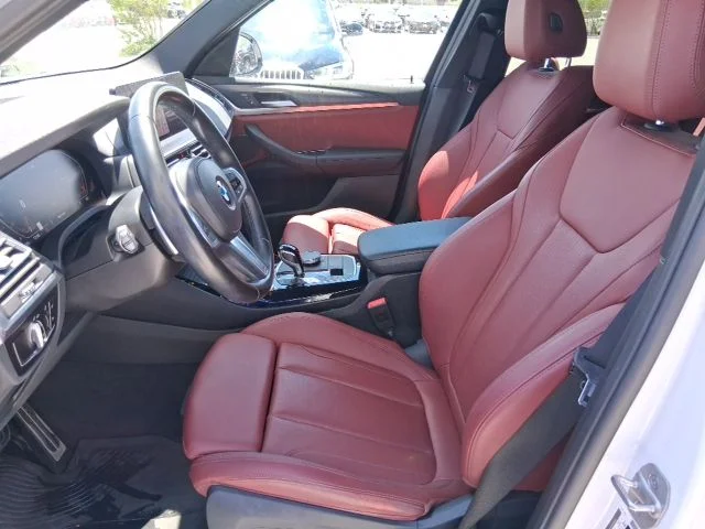 Used 2023 White BMW xDrive30i image 14