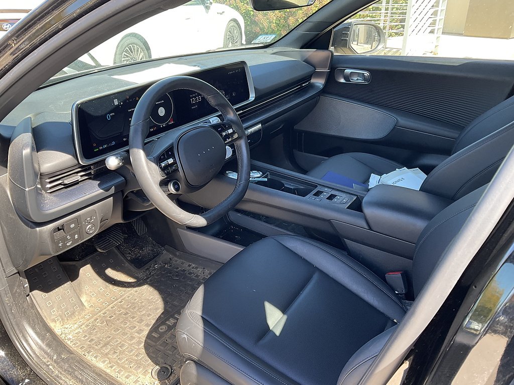 Used 2024 Onyx Black Pearl Hyundai SEL image 2