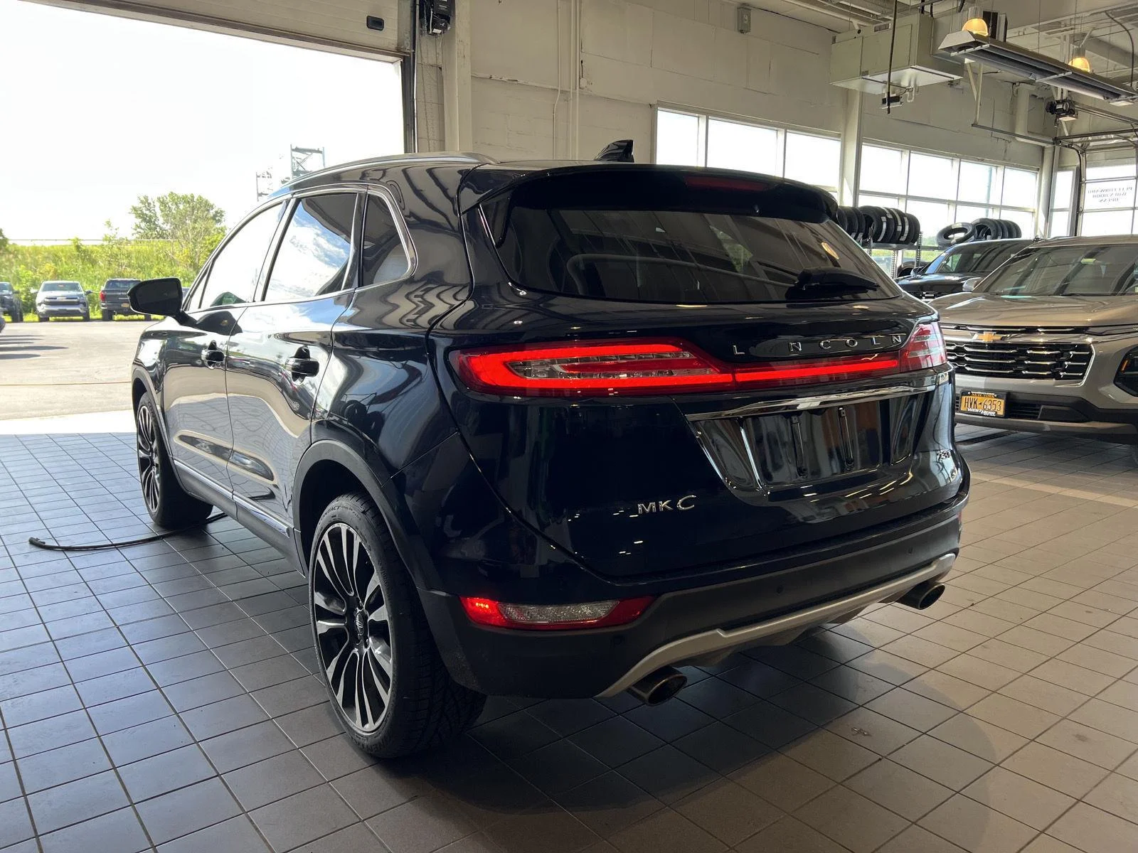 Used 2019 Rhapsody Blue Lincoln Reserve image 5