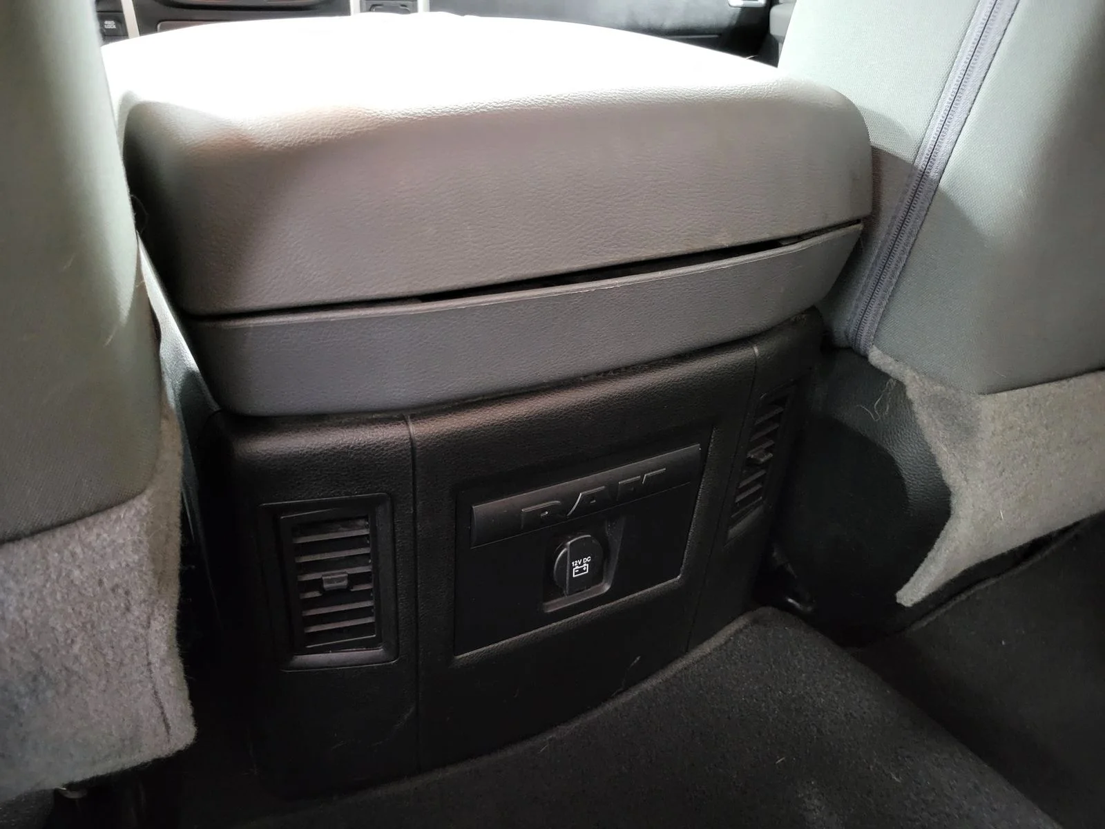 Used 2018 Black Ram Big Horn image 27