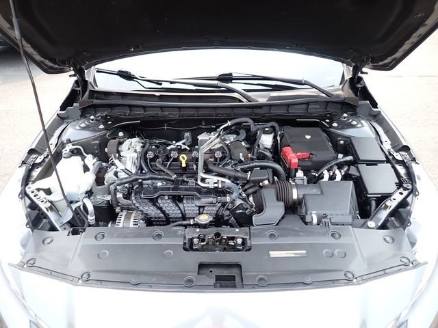 Used 2021 Gray Nissan 2.5 SV image 12