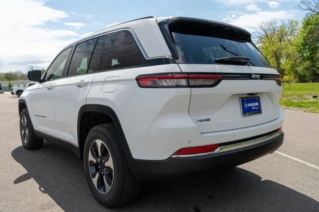 Used 2023 White Jeep 4xe image 8