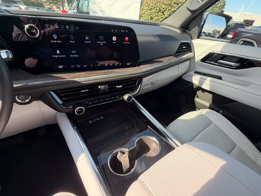 2025 Chevrolet Tahoe Premier - Photo 44
