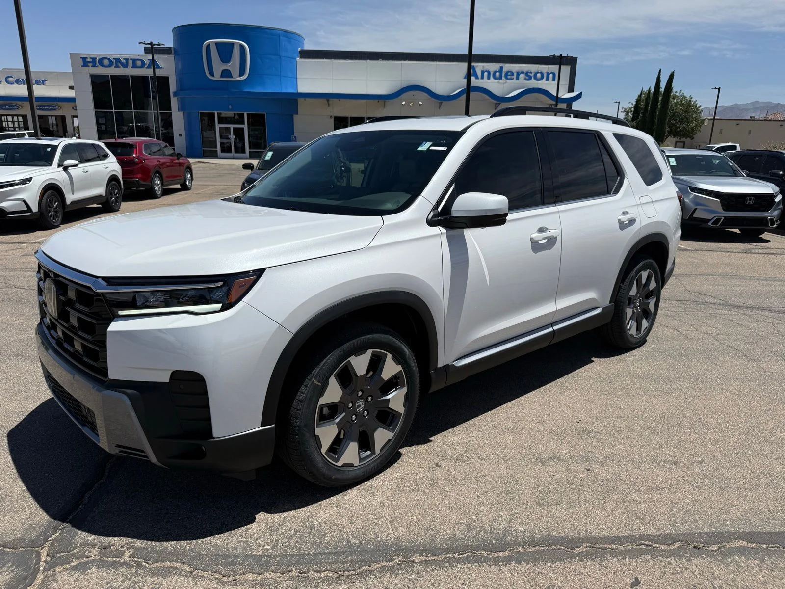2026 Honda Pilot Touring AWD's photo