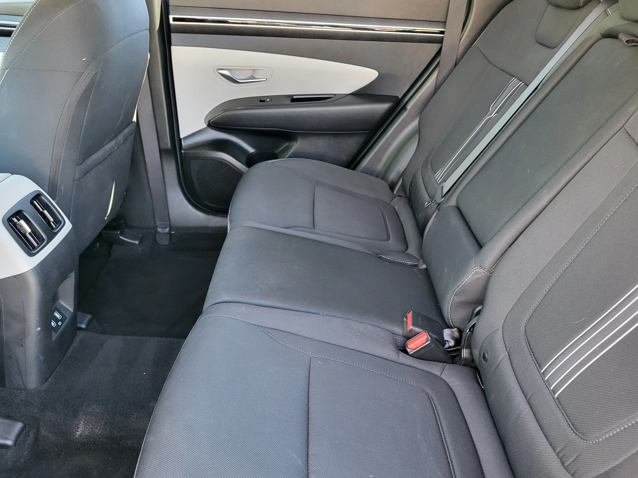Used 2024 Intense Blue Hyundai SEL image 29