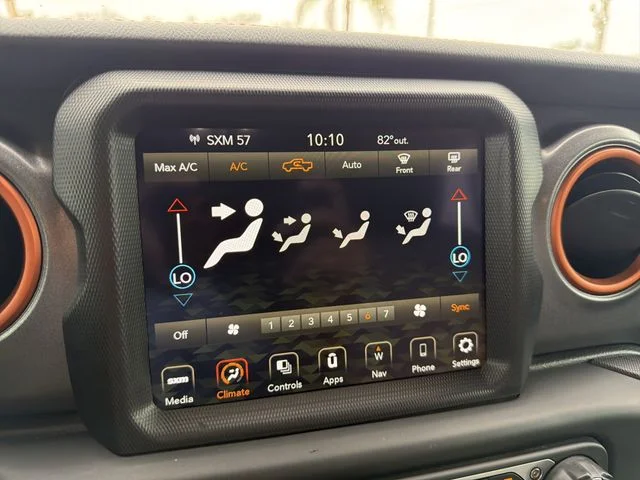 Used 2023 Gray Jeep Mojave image 22
