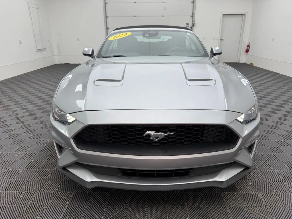 Used 2023 Silver Ford EcoBoost Premium image 17