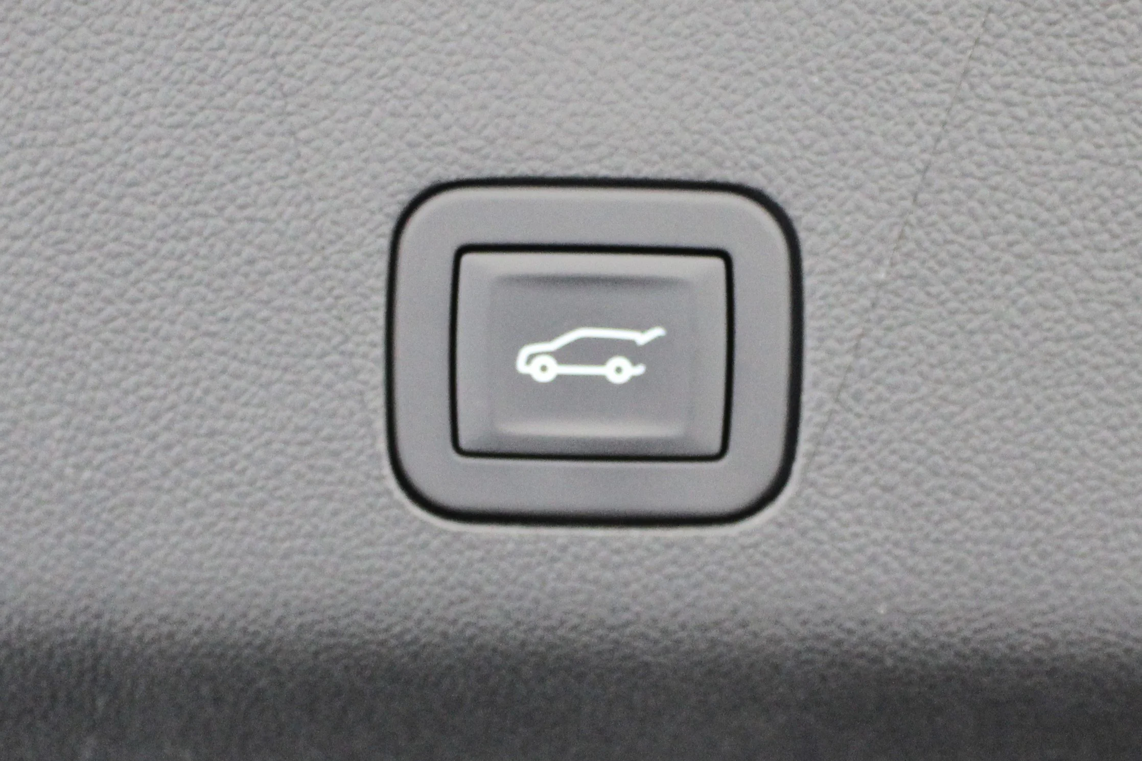 2025 Cadillac Escalade V-Series - Photo 26