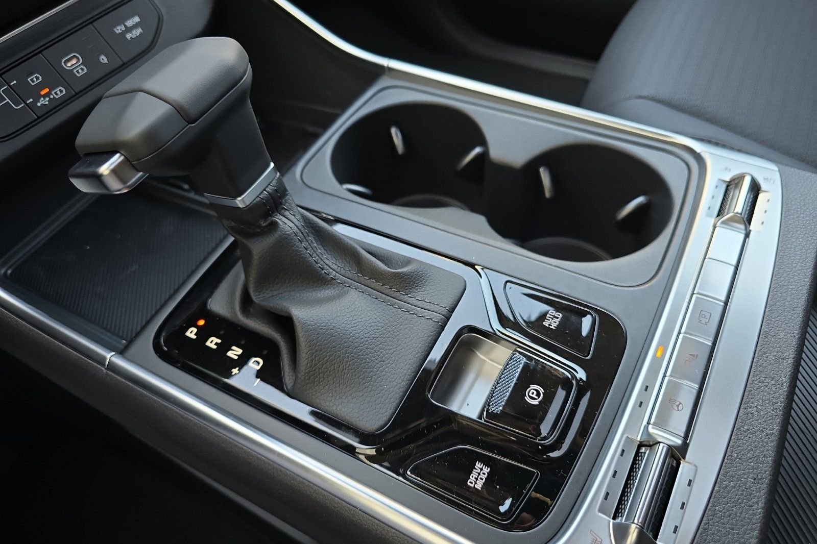 2026 Kia Carnival SX Prestige - Photo 18