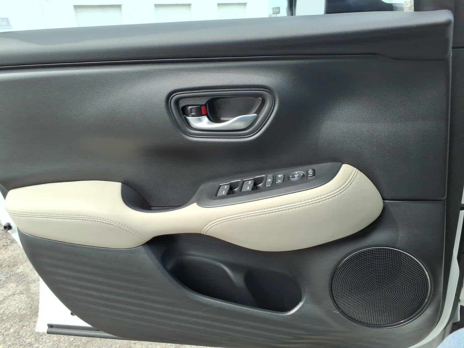 2026 Honda HR-V LX - Photo 16