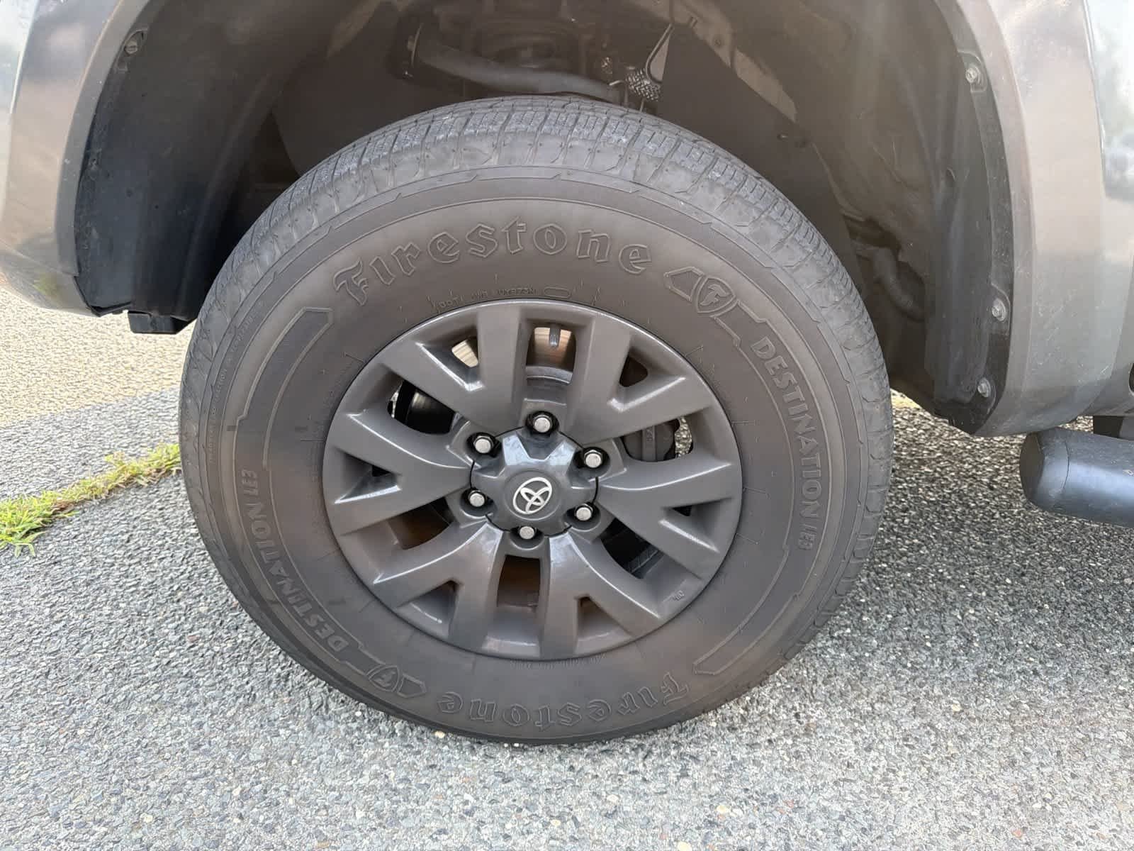Used 2023 Magnetic Gray Metallic Toyota SR5 image 20