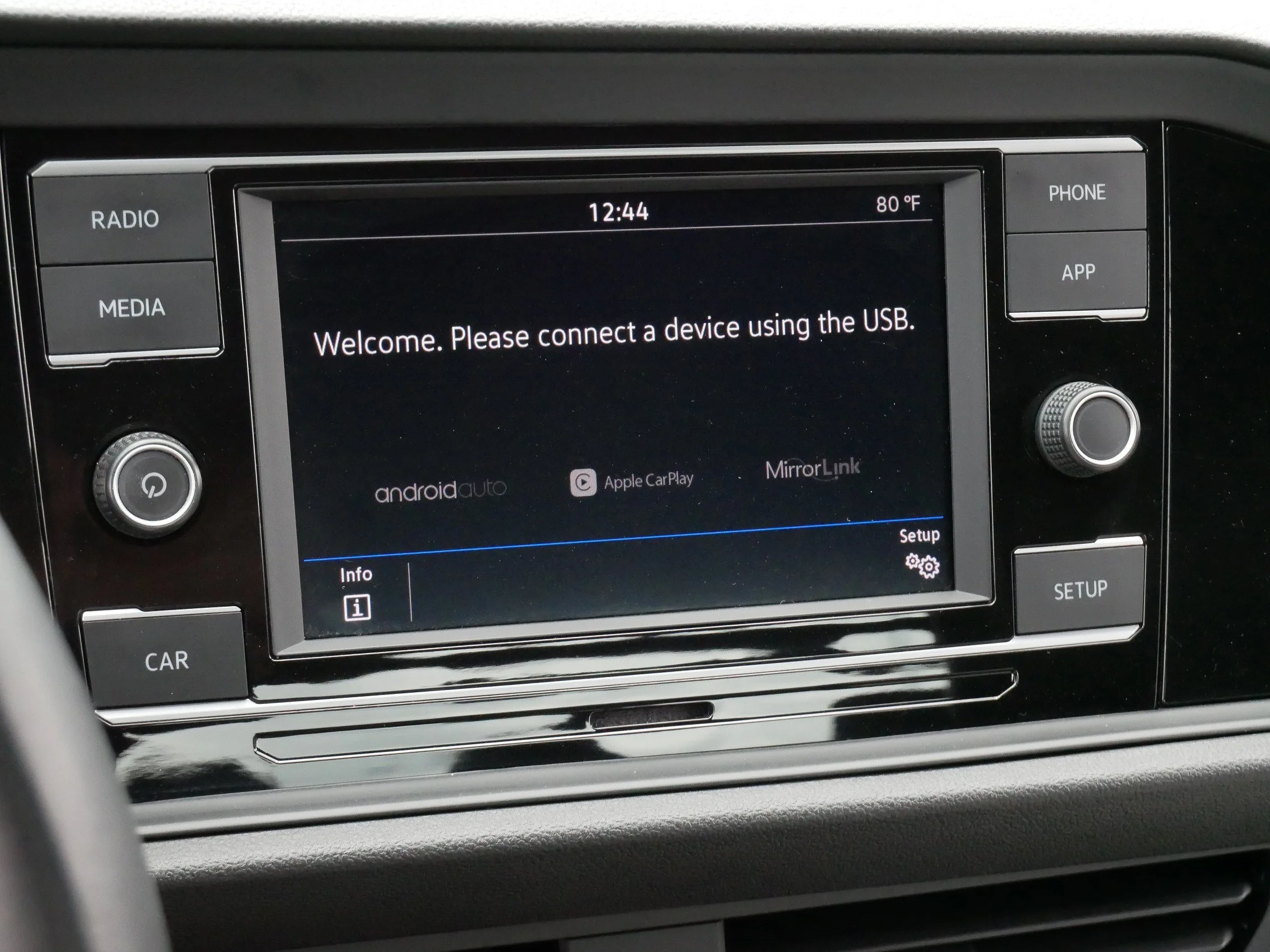 Used 2019 Deep Black Pearl Volkswagen R-Line image 30