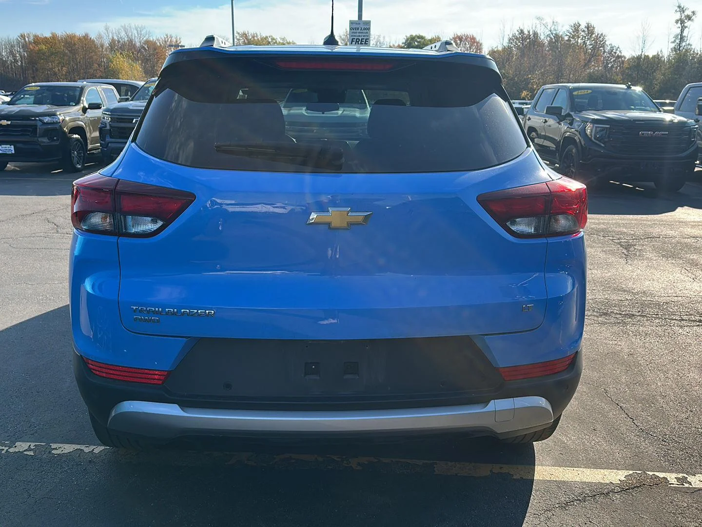 Used 2024 Fountain Blue Chevrolet LT image 3