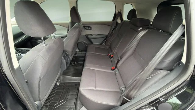Used 2023 Black Nissan S image 21
