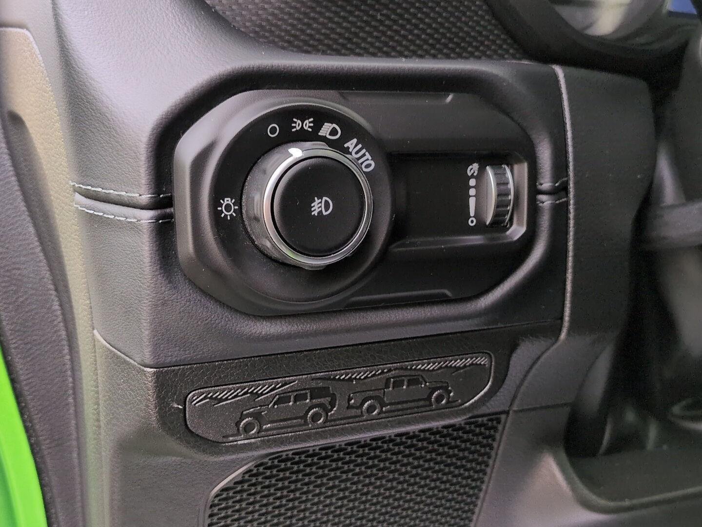 Used 2026 Mojito Clearcoat Jeep Rubicon image 13