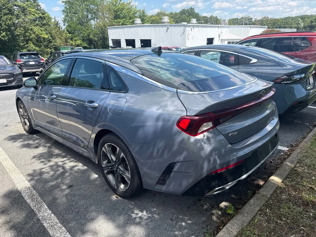 Used 2021 Silver Kia EX image 3