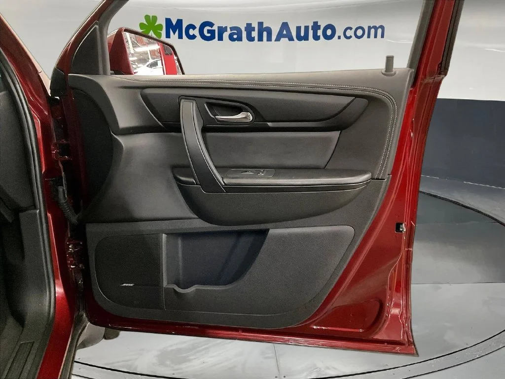 Used 2017 Red Chevrolet 2LT image 28