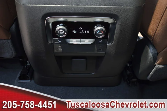New 2026 Polar White Tricoat Chevrolet High Country image 24