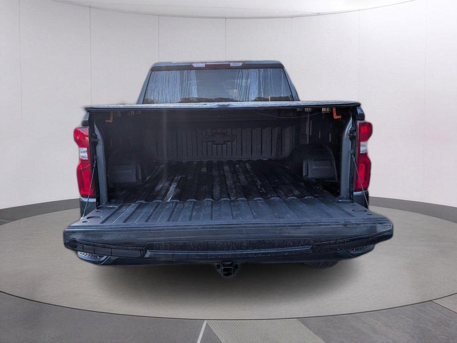 Used 2022 SHADOW GRAY METALLIC Chevrolet Custom image 5