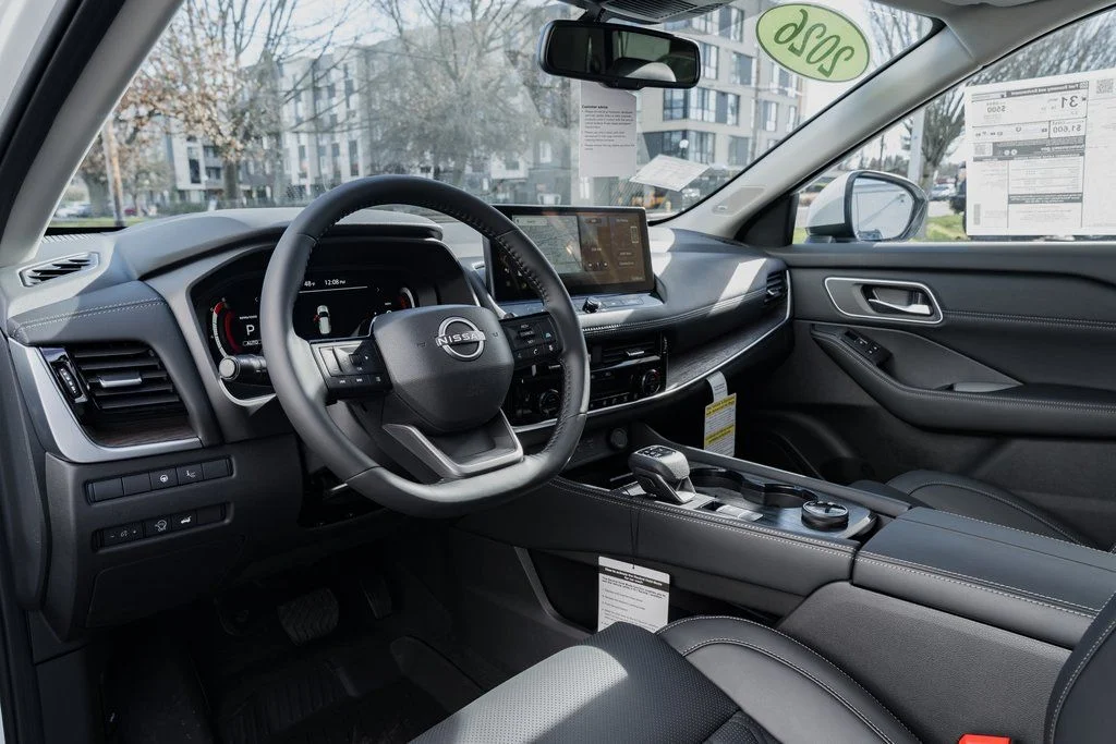 New 2026 Everest White Pearl TriCoat Nissan Platinum image 21