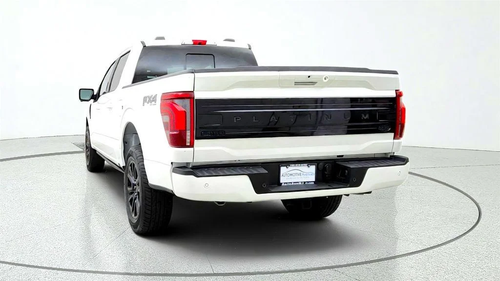 Used 2026 Star White Metallic Tri-Coat Ford Platinum 4WD SuperCrew 5.5