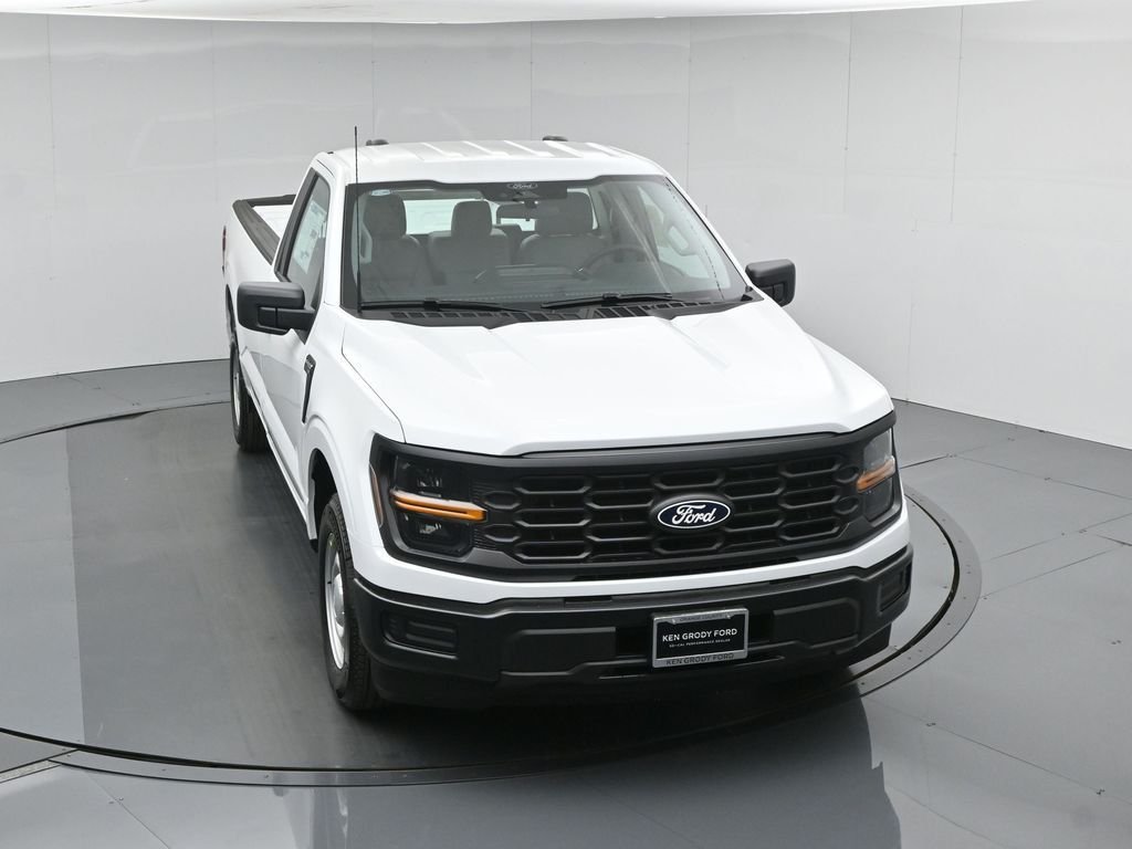 New 2026 Oxford White Ford XL image 35