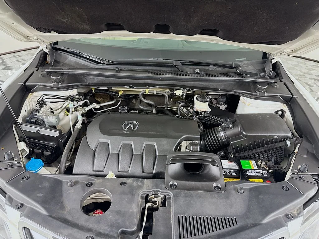 Used 2014 White Diamond Pearl Acura Technology Package image 31