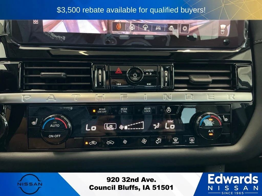New 2026 Everest White Pearl TriCoat Nissan SL image 30