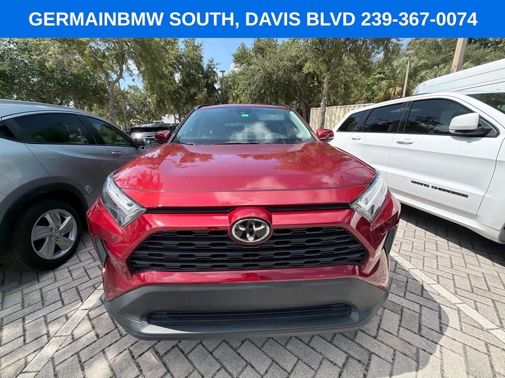 Used 2022 Pearl Toyota XLE image 15