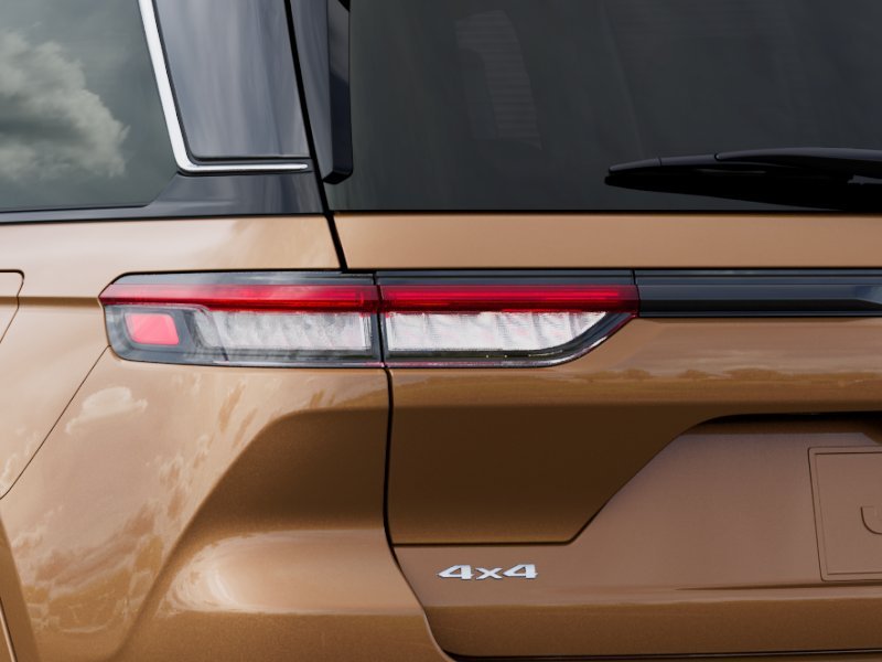 New 2027 Copper Shino Metallic Clear-Coat Paint Jeep Summit image 5