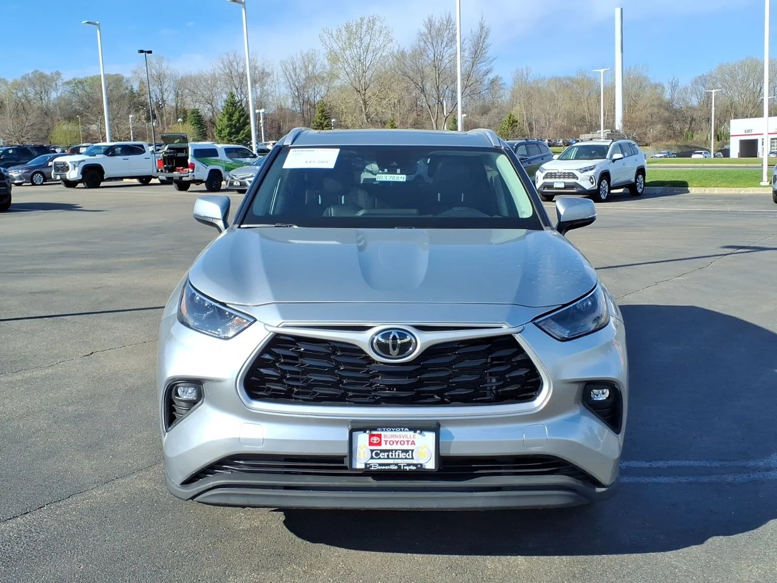 Certified Used 2023 Silver Toyota XLE image 9