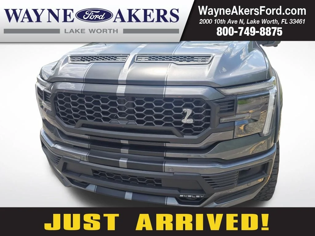 Used 2025 Gray Metallic Ford Lariat image 1