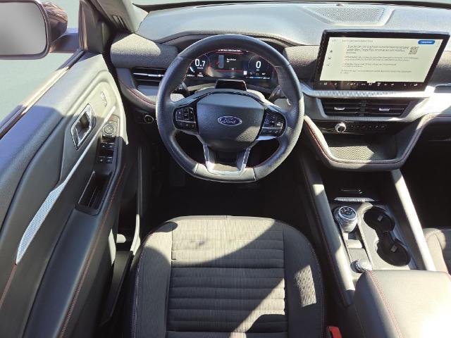 Used 2025 Black Metallic Ford  image 4