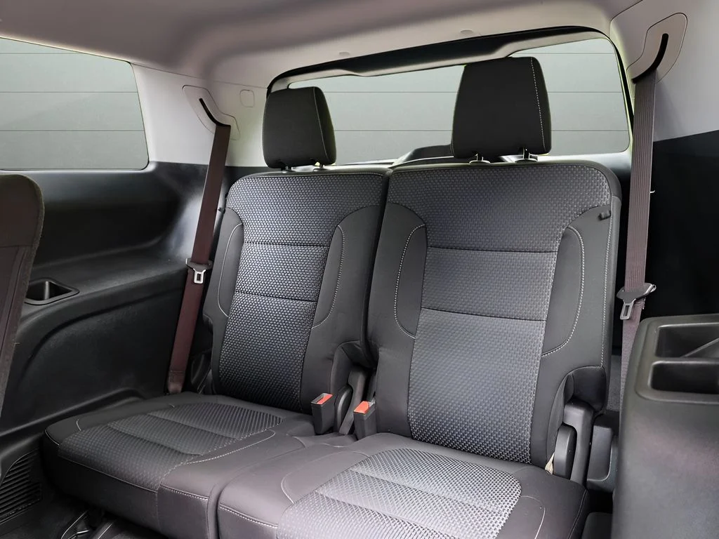 Used 2022 White GMC SLE image 41