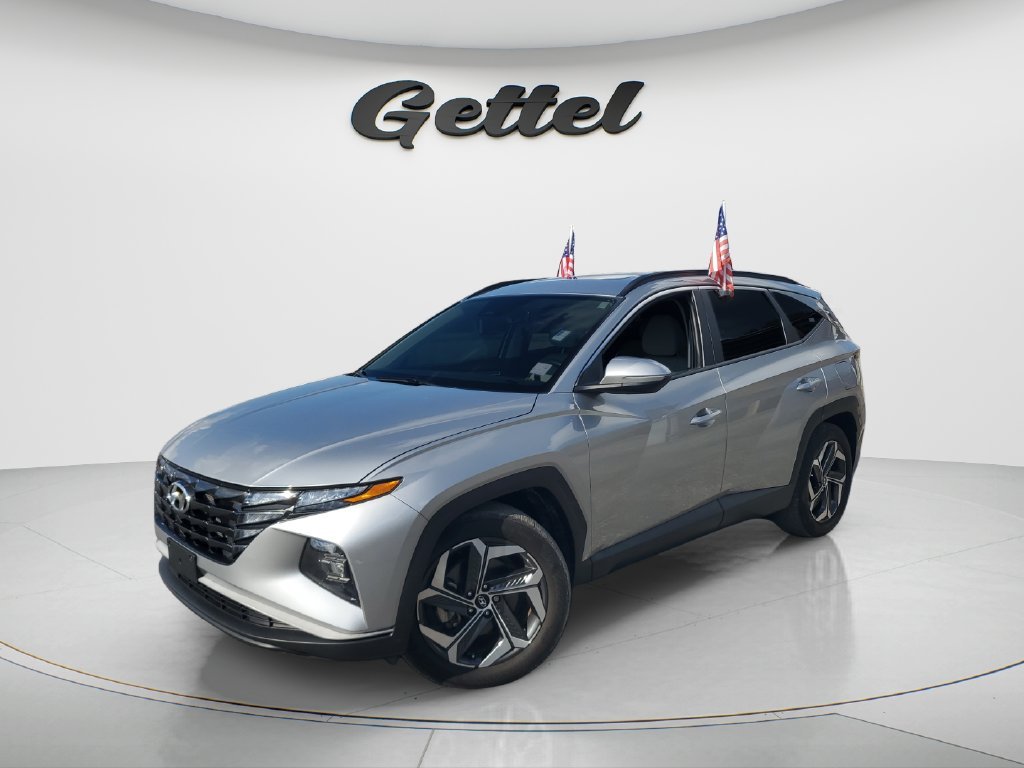 Used 2024 Silver Hyundai SEL image 1