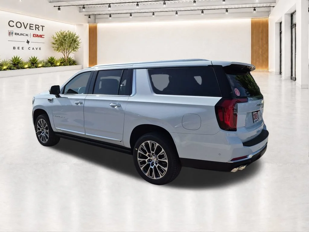 2026 GMC Yukon XL Denali - Photo 9